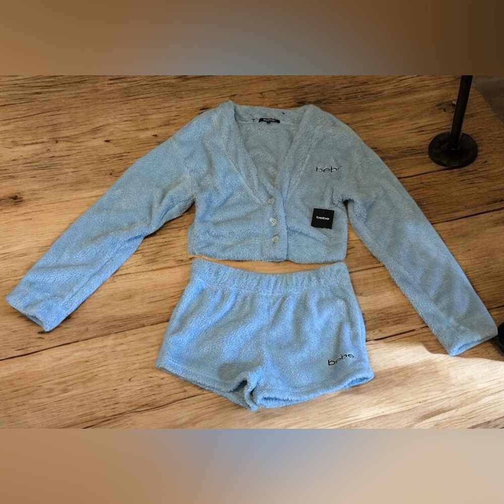 Bebe fuzzy fleece 2pc set nwt sz M